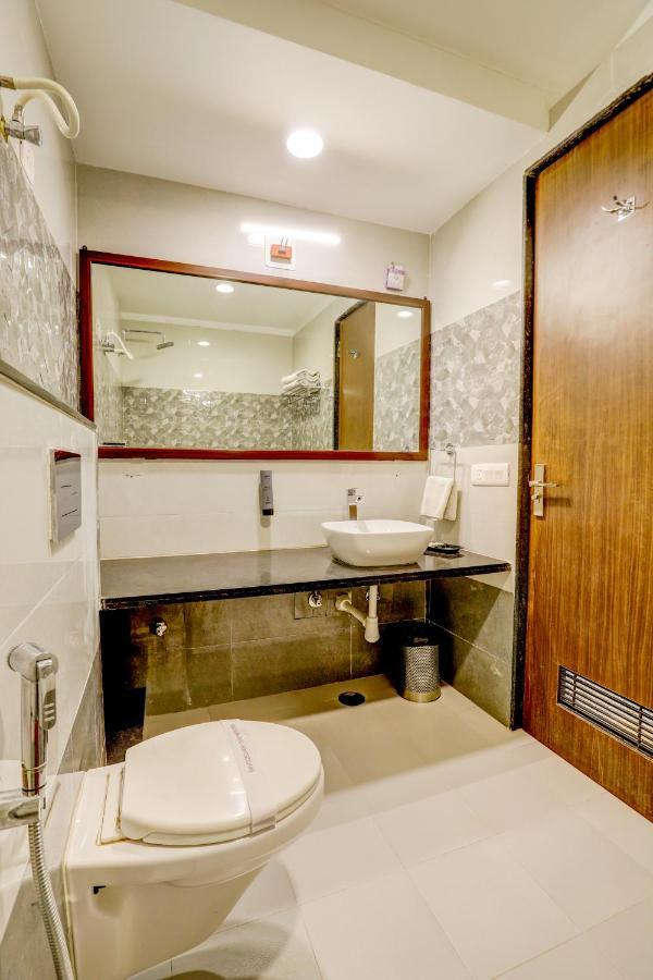 Hotel Shree Nanda Udaipur Exterior photo
