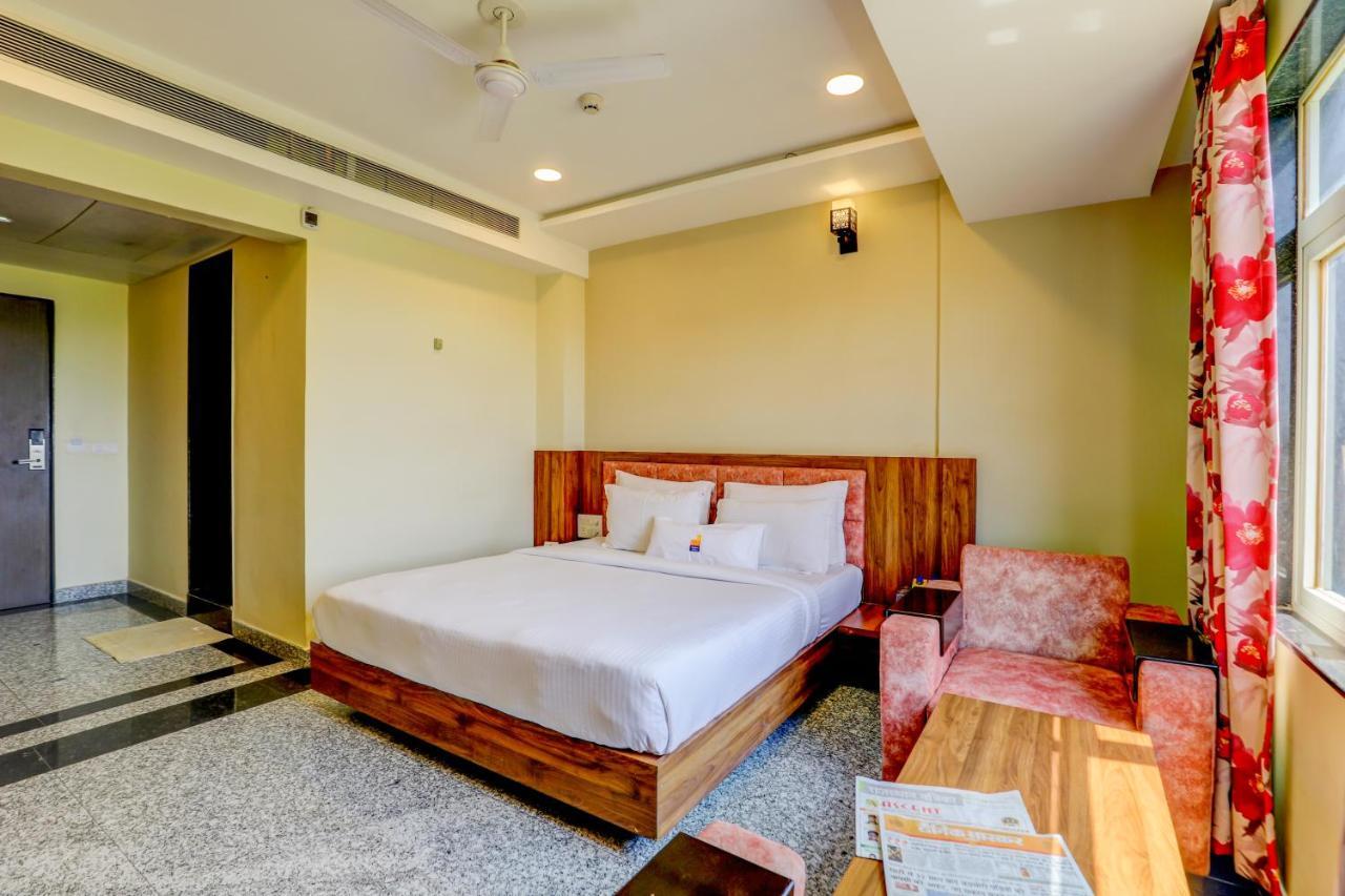 Hotel Shree Nanda Udaipur Exterior photo