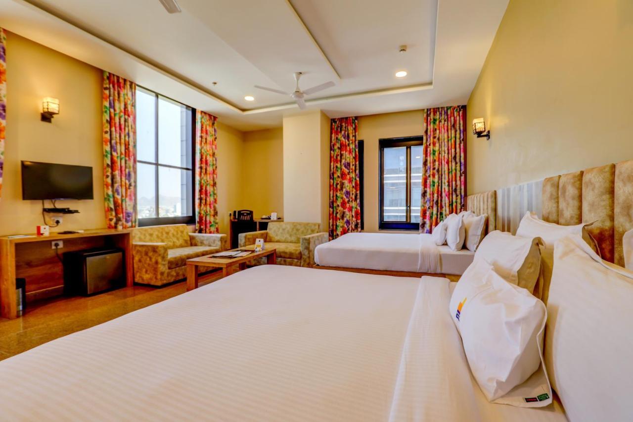 Hotel Shree Nanda Udaipur Exterior photo