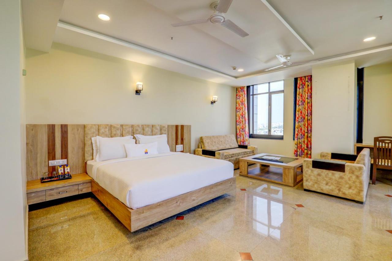 Hotel Shree Nanda Udaipur Exterior photo