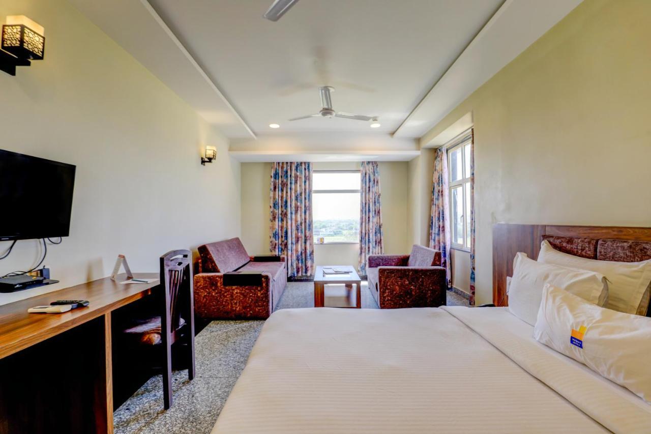 Hotel Shree Nanda Udaipur Exterior photo
