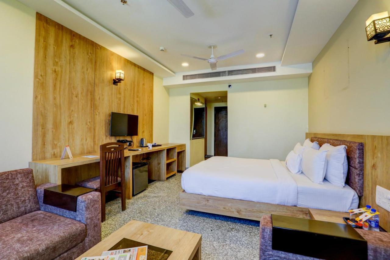 Hotel Shree Nanda Udaipur Exterior photo